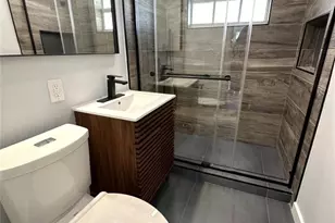 805 NE 17th Ave, Fort Lauderdale, FL 33304 - Photo 8