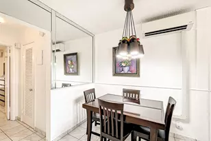 815 SW 10th Terrace, Hallandale Beach, FL 33009 - Photo 6