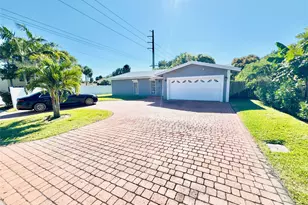 3100 NW 69th Ct, Fort Lauderdale, FL 33309 - Photo 2