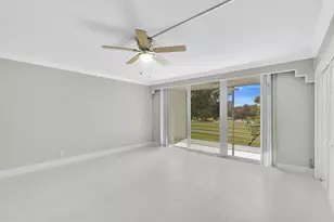 3800 Oaks Clubhouse Dr, Pompano Beach, FL 33069 - Photo 24