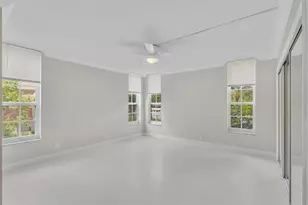 3800 Oaks Clubhouse Dr, Pompano Beach, FL 33069 - Photo 16