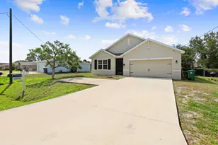 692 SW Paar Dr, Port Saint Lucie, FL 34953 - Photo 2