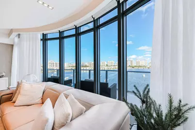 17301 Biscayne Boulevard #1011, North Miami Beach, FL 33160 - Photo 8