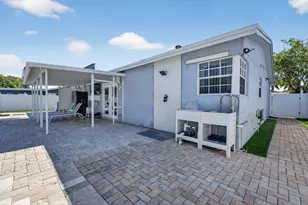 401 NW 39th St, Deerfield Beach, FL 33064 - Photo 32