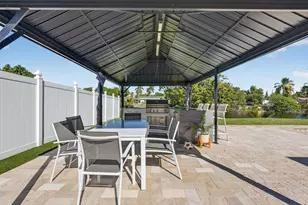 401 NW 39th St, Deerfield Beach, FL 33064 - Photo 28