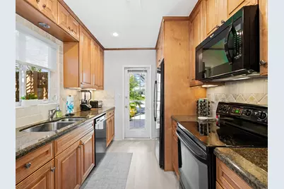 1900 NE 19th Street, Fort Lauderdale, FL 33305 - Photo 20