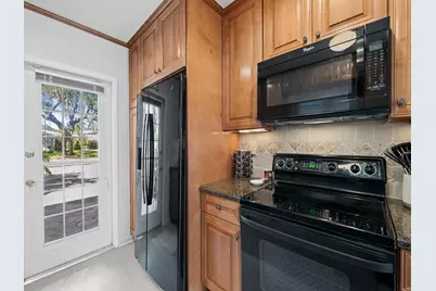 1900 NE 19th Street, Fort Lauderdale, FL 33305 - Photo 24