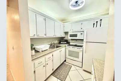 43 Farnham B #43, Deerfield Beach, FL 33442 - Photo 16