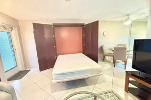 43 Farnham B, Deerfield Beach, FL 33442 - Photo 10