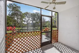 2230 N Cypress Bend Dr, Pompano Beach, FL 33069 - Photo 30