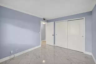 2230 N Cypress Bend Dr, Pompano Beach, FL 33069 - Photo 28