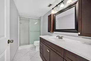 2230 N Cypress Bend Dr, Pompano Beach, FL 33069 - Photo 22