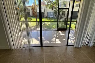 4624 NW 90th Ave, Sunrise, FL 33351 - Photo 8