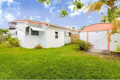 260 NE 58th Street #B, Fort Lauderdale, FL 33334 - Photo 14