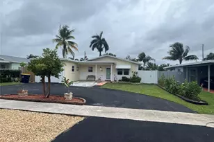 837 NW 9th Ave, Dania Beach, FL 33004 - Photo 22