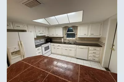 837 NW 9th Avenue, Dania Beach, FL 33004 - Photo 4