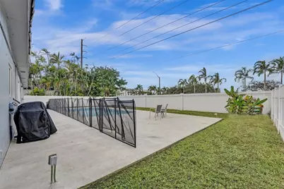 4001 N 41st Court, Hollywood, FL 33021 - Photo 20