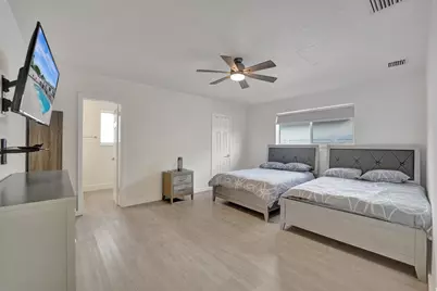 4001 N 41st Court, Hollywood, FL 33021 - Photo 18