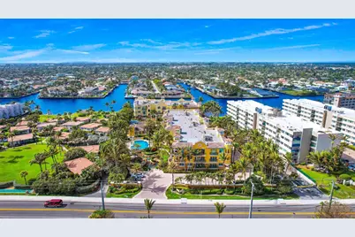 1228 Hillsboro Mile #202, Pompano Beach, FL 33062 - Photo 2