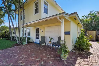 108 SE 14th Court, Deerfield Beach, FL 33441 - Photo 2
