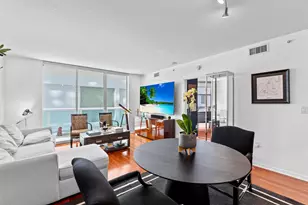 347 N New River Dr Unit, Fort Lauderdale, FL 33301 - Photo 4