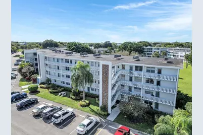 4037 Swansea B #4037, Deerfield Beach, FL 33442 - Photo 2