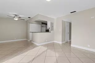 1874 SW 81st Ln, Davie, FL 33324 - Photo 6