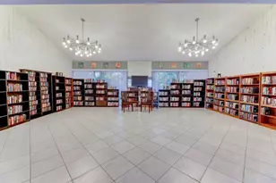 2202 S Cypress Bend Dr, Pompano Beach, FL 33069 - Photo 32