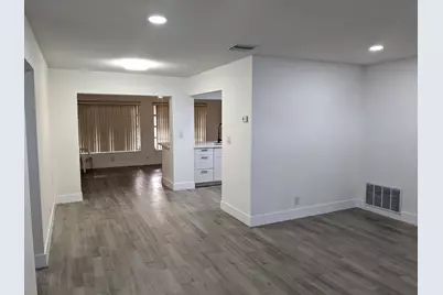 4906 NW 53rd Court, Tamarac, FL 33319 - Photo 10