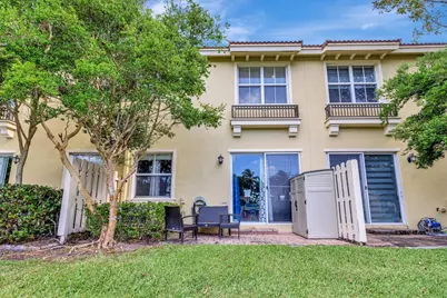 2851 W Prospect Road #1209, Tamarac, FL 33309 - Photo 32