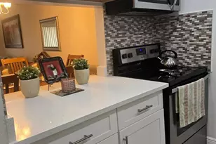 11453 NW 39th Ct, Coral Springs, FL 33065 - Photo 2