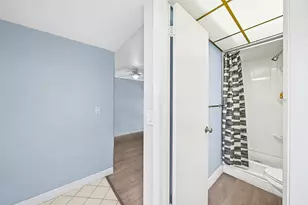 10466 Sunrise Lakes Blvd, Sunrise, FL 33322 - Photo 14