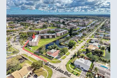 10466 Sunrise Lakes Boulevard #312, Sunrise, FL 33322 - Photo 2