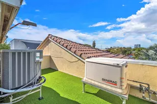 806 NE 16th Ave, Fort Lauderdale, FL 33304 - Photo 48