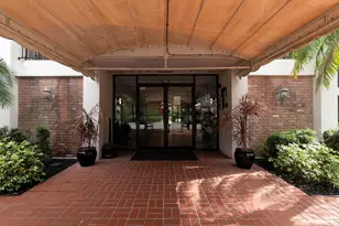 3000 N Palm Aire Dr, Pompano Beach, FL 33069 - Photo 2