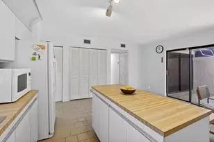 16807 Patio Village Ln, Weston, FL 33326 - Photo 22