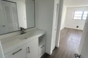 5860 NW 64th Ave, Tamarac, FL 33319 - Photo 12