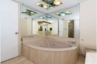 19355 Turnberry Way #24C, Miami, FL 33180 - Photo 12