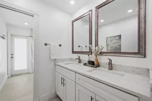 8340 SW 27th Pl, Davie, FL 33328 - Photo 18