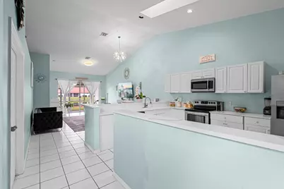18409 Via Di Sorrento #18409, Boca Raton, FL 33496 - Photo 6