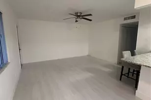 720 Meadows Cir, Boynton Beach, FL 33436 - Photo 6