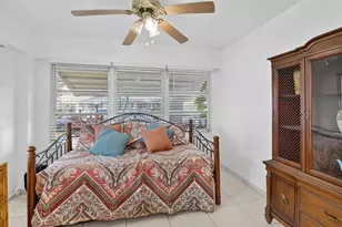 1032 NW 83 Ave Unit, Plantation, FL 33322 - Photo 4