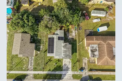 2711 NW 24th Court, Fort Lauderdale, FL 33311 - Photo 6