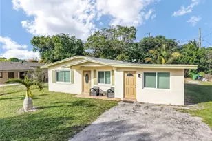 2711 NW 24th Ct, Fort Lauderdale, FL 33311 - Photo 4