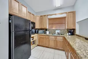 2312 S Cypress Bend Dr, Pompano Beach, FL 33069 - Photo 22