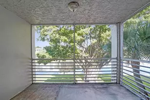 9235 Lagoon Pl, Davie, FL 33324 - Photo 24