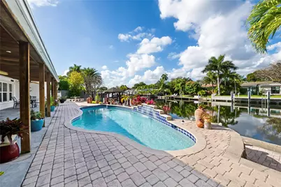 1735 NE 23rd Avenue, Fort Lauderdale, FL 33305 - Photo 2