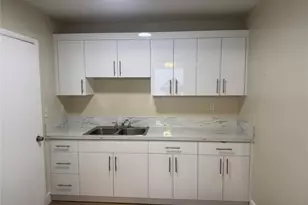 2156 NW 66th St, Miami, FL 33147 - Photo 14