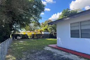 2156 NW 66th St, Miami, FL 33147 - Photo 4