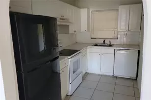 609 SW 79th Terrace, North Lauderdale, FL 33068 - Photo 12